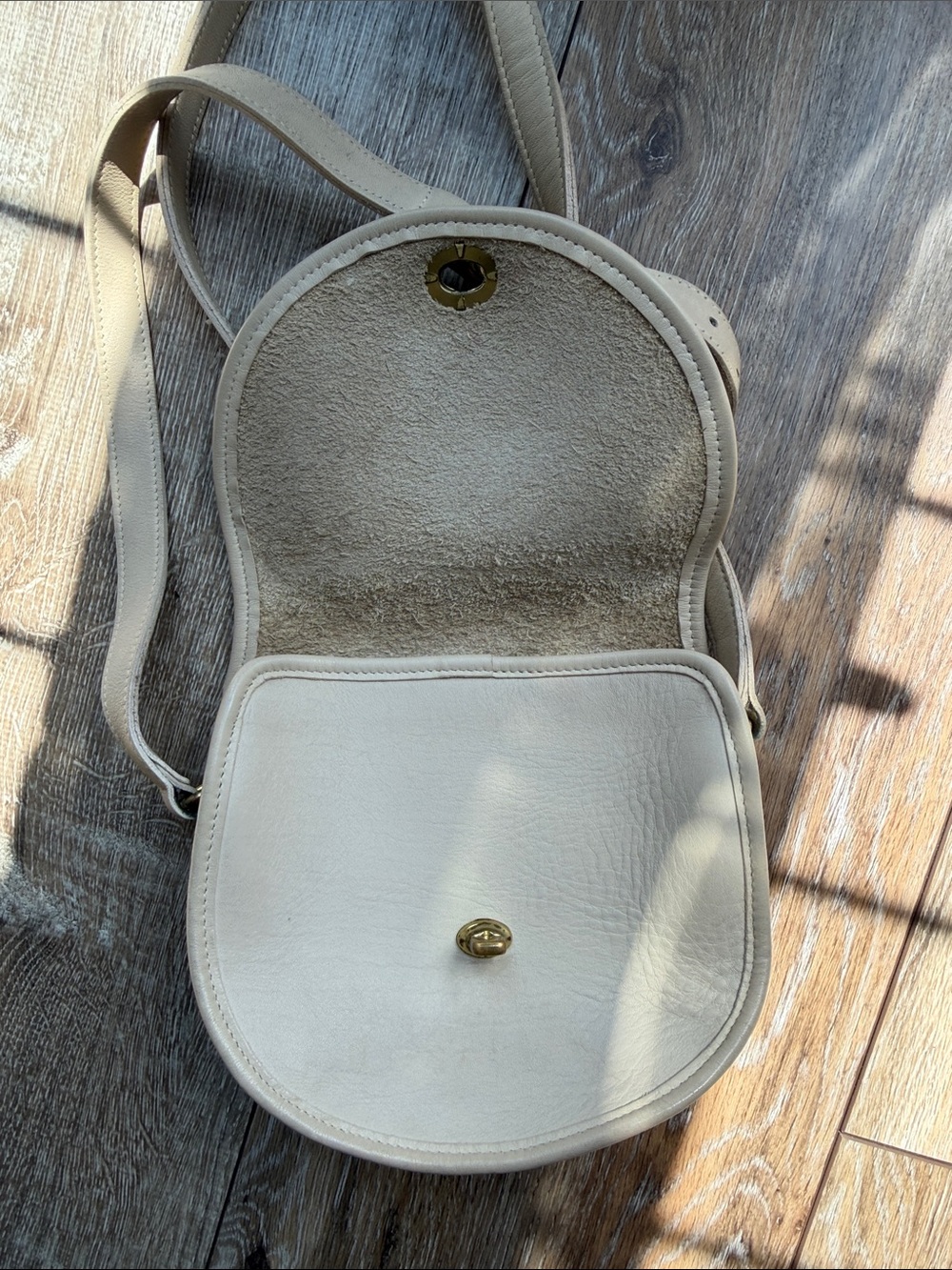 Vintage Coach Watson bag in color Bone 1996 - Picture 13 of 16